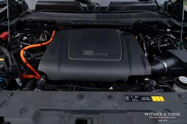 Land Rover Defender 110 P400e — photo 34
