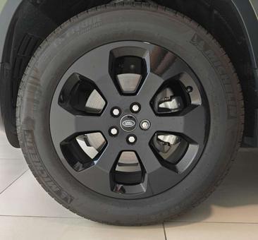 Land Rover Defender 90 D200 MHEV — photo 19
