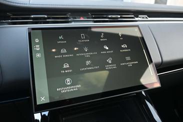 Land Rover Range Rover Sport P550e — photo 27