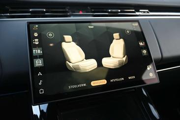 Land Rover Range Rover Sport P550e — photo 29
