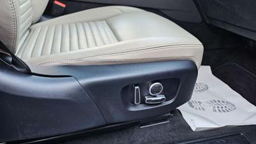 Land Rover Discovery Sport D200 — photo 24