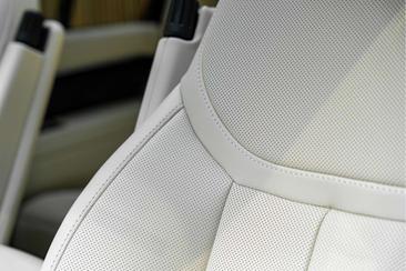 Land Rover Range Rover P460e — photo 42