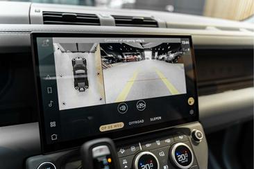 Land Rover Defender 110 P300e — photo 45