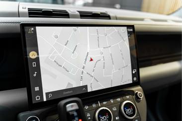 Land Rover Defender 110 P300e — photo 46