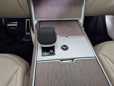 Land Rover Range Rover D250 — photo 10