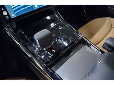 Land Rover Range Rover Sport P460e — photo 14