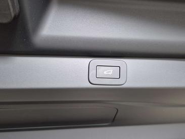 Land Rover Range Rover D250 — photo 21