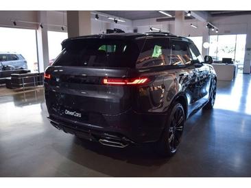 Land Rover Range Rover Sport P460e — photo 27