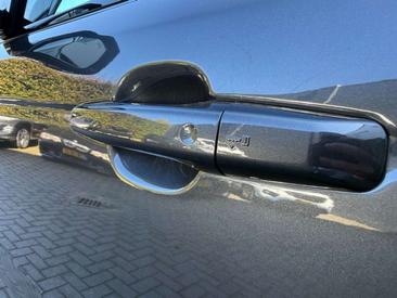 Land Rover Range Rover Sport P400e — photo 9