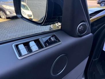 Land Rover Range Rover Sport P400e — photo 12