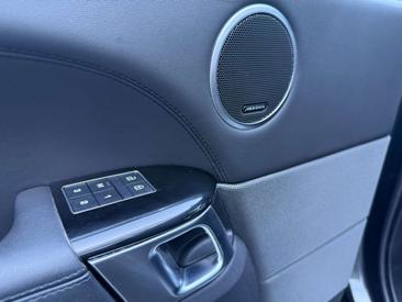 Land Rover Range Rover Sport P400e — photo 13