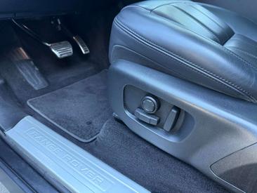 Land Rover Range Rover Sport P400e — photo 14