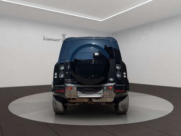 Land Rover Defender 110 D300 MHEV — photo 4