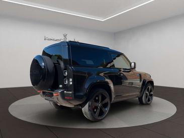 Land Rover Defender 110 D300 MHEV — photo 5