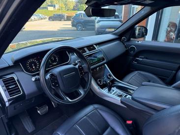 Land Rover Range Rover Sport P400e — photo 17