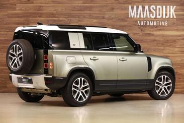 Land Rover Defender 110 P400e — photo 8