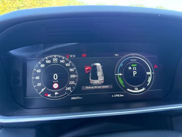 Land Rover Range Rover Sport P400e — photo 21