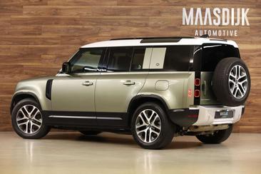 Land Rover Defender 110 P400e — photo 12