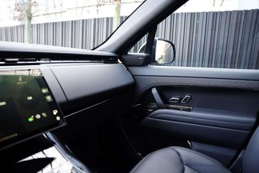 Land Rover Range Rover Sport P460e — photo 17