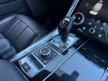 Land Rover Range Rover Sport P400e — photo 39