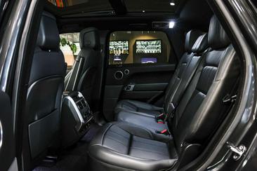 Land Rover Range Rover Sport P400e — photo 10
