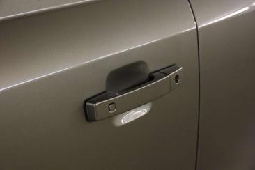 Land Rover Defender 110 P400e — photo 28