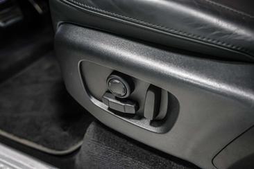 Land Rover Range Rover Sport P400e — photo 11