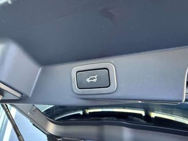 Land Rover Range Rover Sport P400e — photo 44