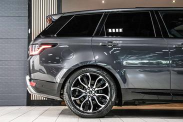 Land Rover Range Rover Sport P400e — photo 15
