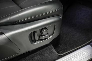 Land Rover Range Rover Sport P400e — photo 23