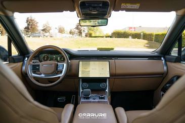 Land Rover Range Rover P510e — photo 24