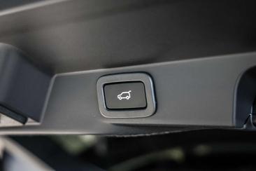 Land Rover Range Rover Sport P400e — photo 28