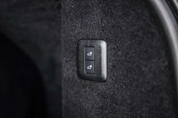 Land Rover Range Rover Sport P400e — photo 29