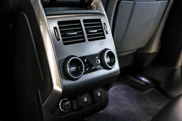 Land Rover Range Rover Sport P400e — photo 35