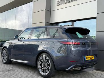 Land Rover Range Rover Sport P550e — photo 34