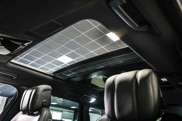 Land Rover Range Rover Sport P400e — photo 36