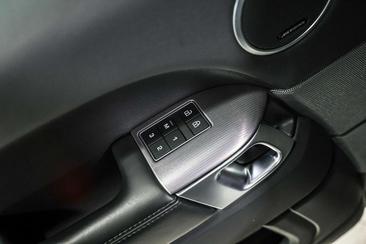 Land Rover Range Rover Sport P400e — photo 39