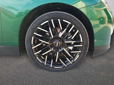 Mini Cooper Electric Berline Cooper SE — photo 10