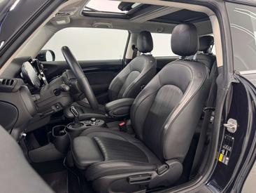 Mini 3 Portes Berline Cooper SE — photo 7