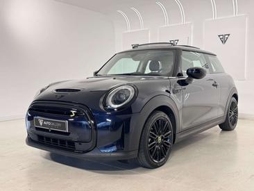 Mini 3 Portes Berline Cooper SE — photo 9