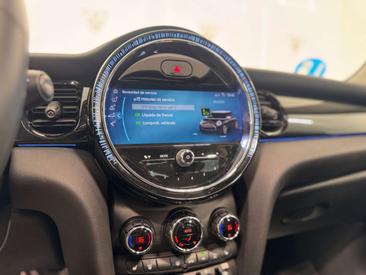 Mini 3 Portes Berline Cooper SE — photo 18