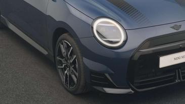 Mini Cooper Electric Berline Cooper SE — photo 19