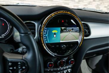 Mini 3 Portes Berline Cooper SE — photo 22