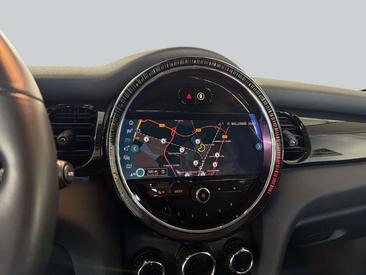 Mini 3 Portes Berline Cooper SE — photo 16
