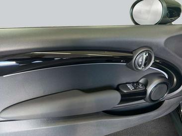 Mini 3 Portes Berline Cooper SE — photo 17
