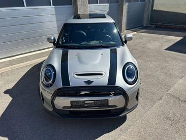 Mini 3 Portes Berline Cooper SE — photo 7