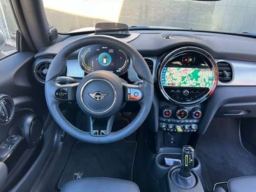 Mini 3 Portes Berline Cooper SE — photo 28