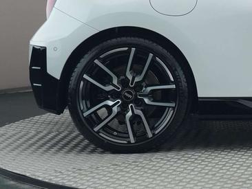 Mini Cooper Electric Berline Cooper SE — photo 15