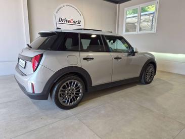 Mini 3 Portes Berline Cooper C — photo 5