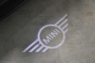 Mini Countryman Cooper SE ALL4 — photo 38